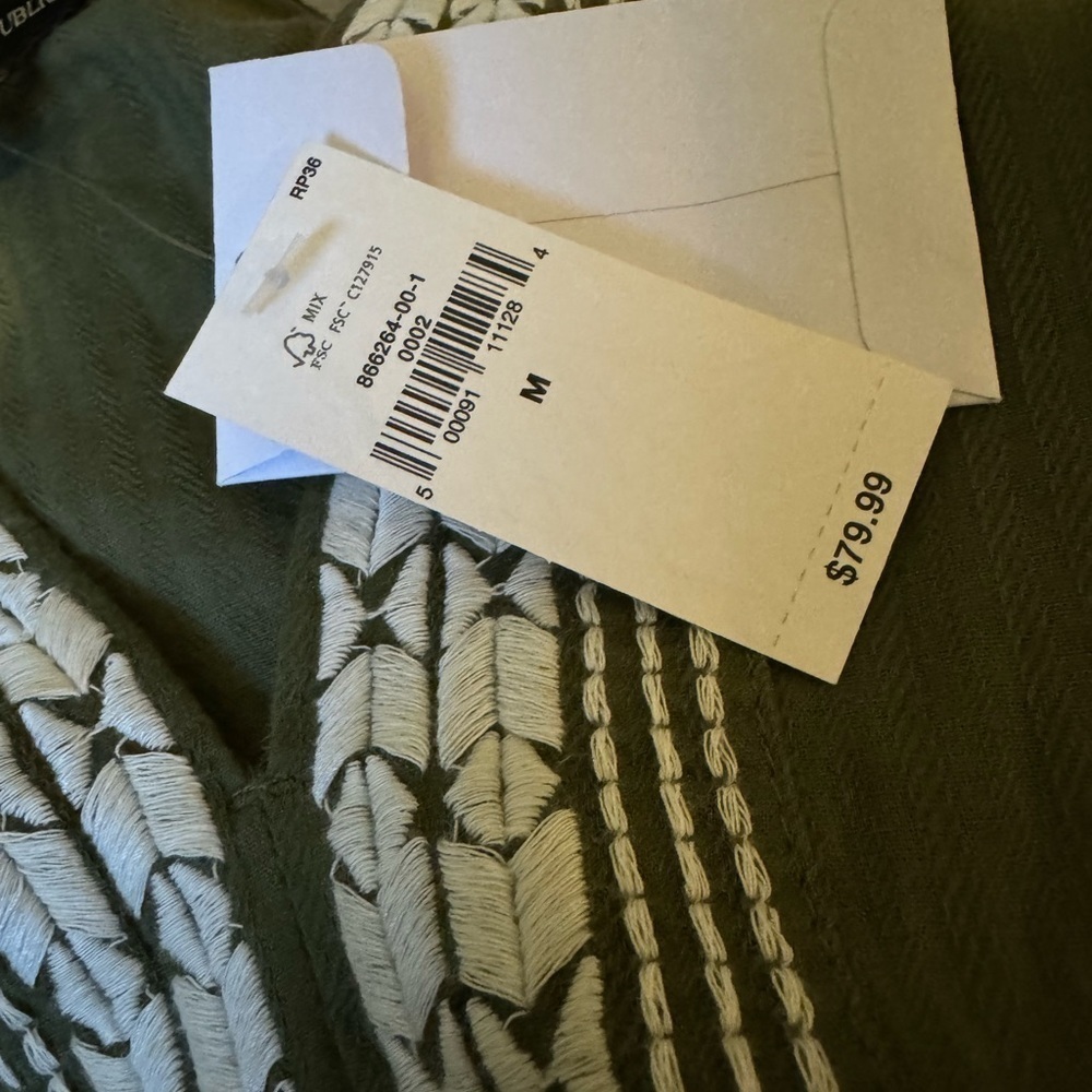 Banana Republic- women’s long sleeve shirt with embroidery- Olive green color - Picture 4 of 8